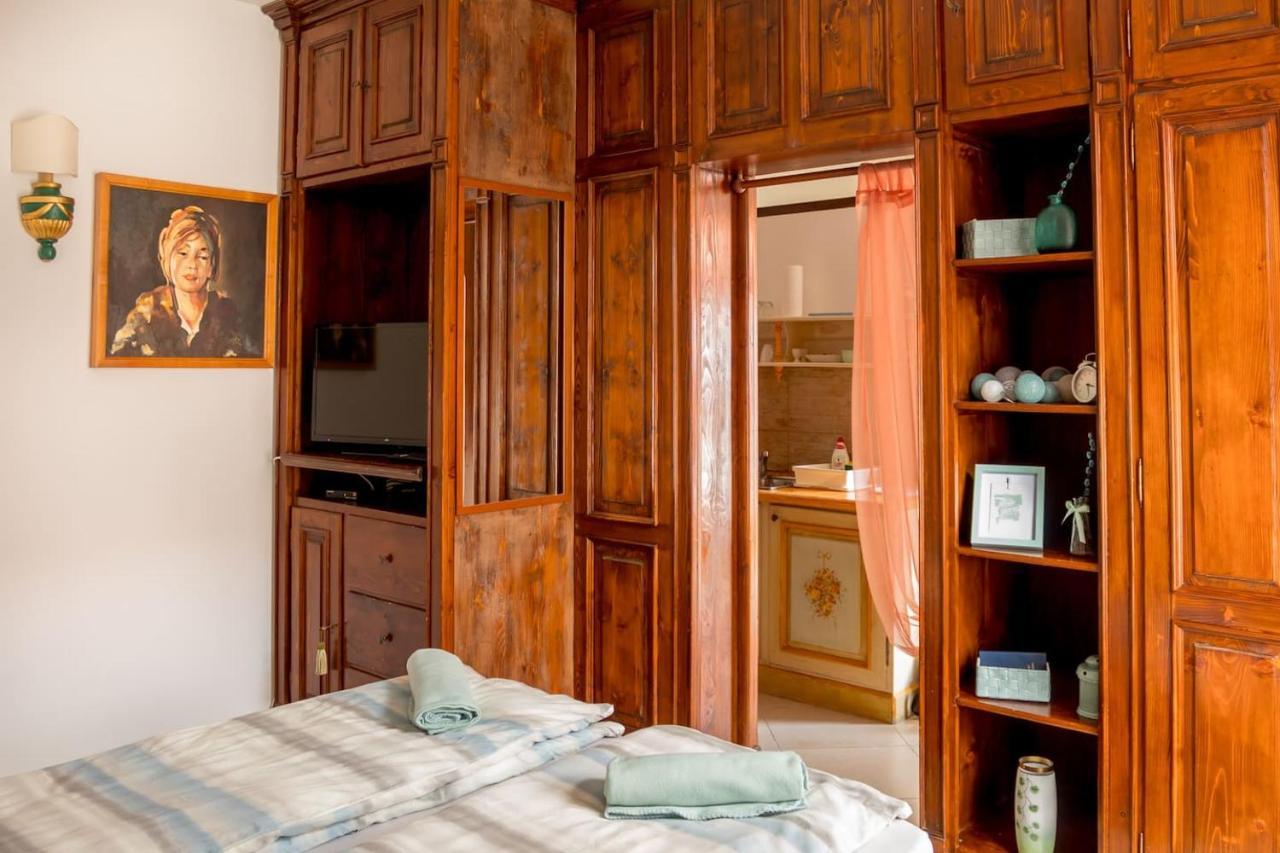 8 Small And Cozy Suite Тимишоара Экстерьер фото
