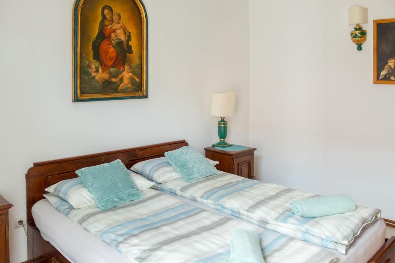 8 Small And Cozy Suite Тимишоара Экстерьер фото
